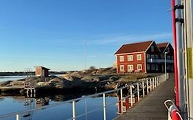 Resö Hamnmagasin vandrarhem